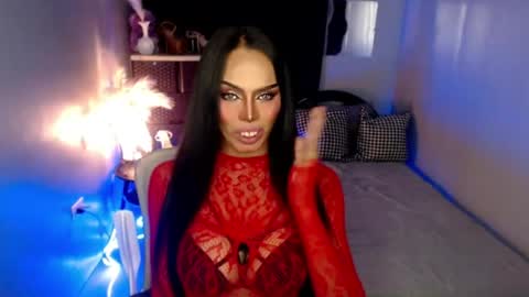 Snapshot of darksoul_mistress chatting on 07.11.26 HAPPY BIRTHDAY MISTRESS MADRIANA online show from 07.11.26