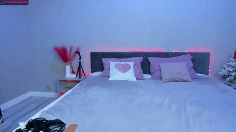 Snapshot of darlenedolce chatting on 02.04.25 darlenedolce online show from 02.04.25