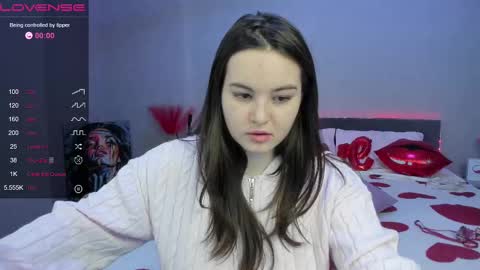 Snapshot of darlenedolce chatting on 02.22.25 darlenedolce online show from 02.22.25