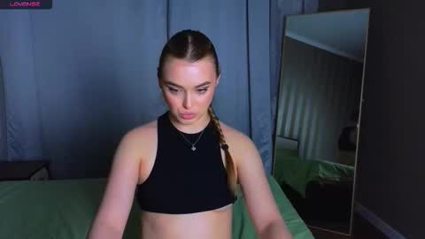 Snapshot of darlina_ryan chatting on 01.10.26 Darlina online show from 01.10.26