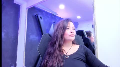 Snapshot of darlingbdsm_ chatting on 02.20.26 Darling online show from 02.20.26