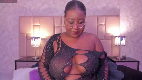  Darnell Queen online show from 12.06.24