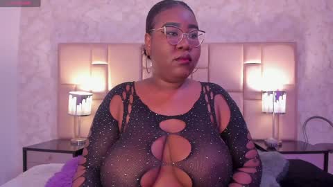  Darnell Queen online show from 01.27.25