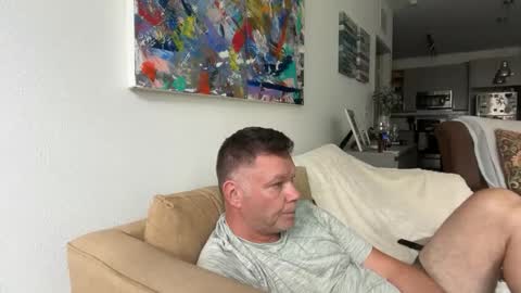 Snapshot of dartanha007 chatting on 09.18.25 dartanha007 online show from 09.18.25