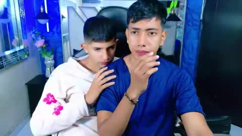 Snapshot of darwinandbrayan chatting on 01.12.26 darwinandbrayan online show from 01.12.26