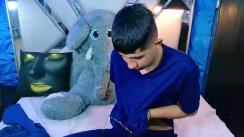 Snapshot of darwinandbrayan chatting on 01.14.26 darwinandbrayan online show from 01.14.26