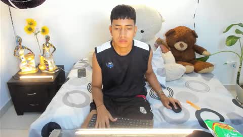 Snapshot of darwinandbrayan chatting on 03.07.26 darwinandbrayan online show from 03.07.26