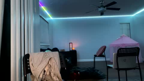 Snapshot of datb0igud chatting on 02.23.25 LushLavish online show from 02.23.25