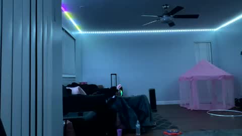 Snapshot of datb0igud chatting on 03.03.25 LushLavish online show from 03.03.25