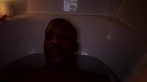 Snapshot of dathroatbunny chatting on 01.14.26 BeyJackson online show from 01.14.26