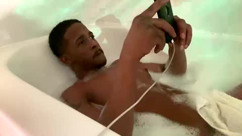 Snapshot of dathroatbunny chatting on 02.11.26 BeyJackson online show from 02.11.26