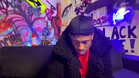 Snapshot of dathroatbunny chatting on 02.15.26 BeyJackson online show from 02.15.26