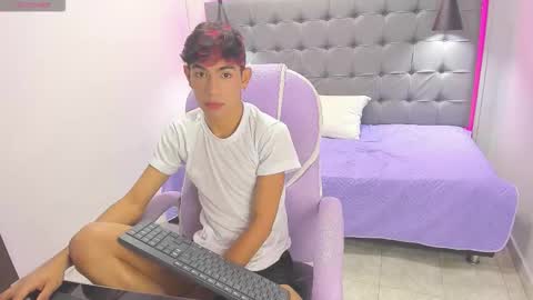 angel online show from 11.22.25