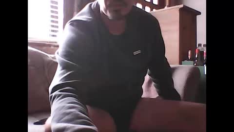 Snapshot of dave09811 chatting on 10.04.25 dave09811 online show from 10.04.25