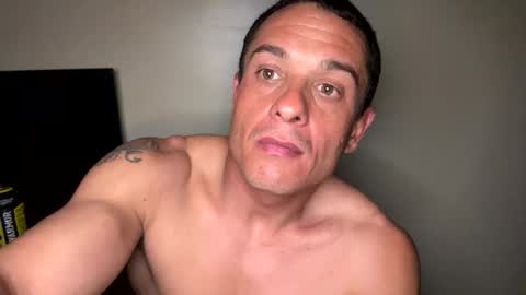 Snapshot of dave875126 chatting on 04.04.26 dave875126 online show from 04.04.26