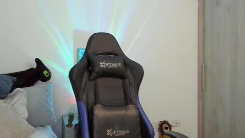 DAVE MAX online show from 10.26.25