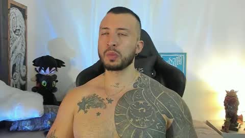 DAVE MAX online show from 11.04.25