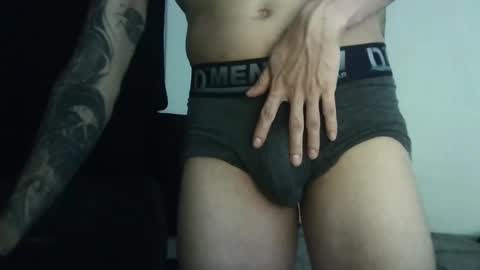 Snapshot of davebroww chatting on 02.26.25 Dave Brown online show from 02.26.25