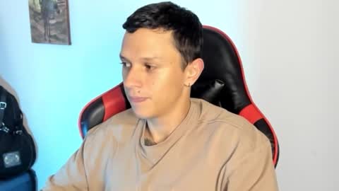 Snapshot of davebroww chatting on 02.18.26 Dave Brown online show from 02.18.26