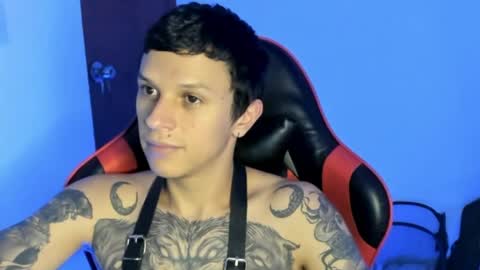 Snapshot of davebroww chatting on 04.03.26 Dave Brown online show from 04.03.26