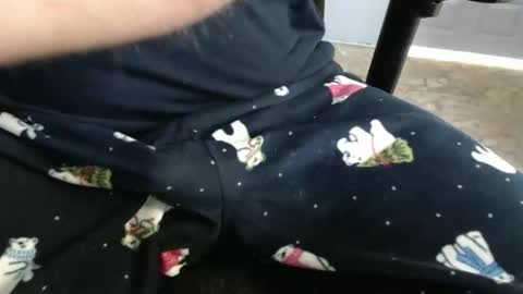 Snapshot of davecubed3 chatting on 11.30.25 davecubed3 online show from 11.30.25