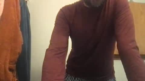 Snapshot of davesoup chatting on 10.26.25 davesoup online show from 10.26.25