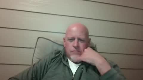 Snapshot of davetbennett7171 chatting on 11.07.25 davetbennett7171 online show from 11.07.25