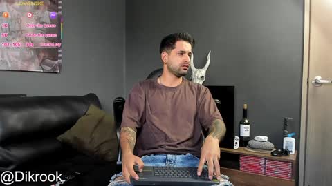 Snapshot of davevilboy chatting on 02.06.25 Daves online show from 02.06.25