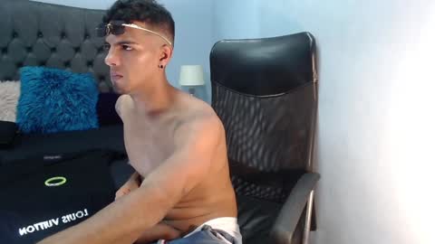 Snapshot of david_bandercock chatting on 12.05.24 david_bandercock online show from 12.05.24