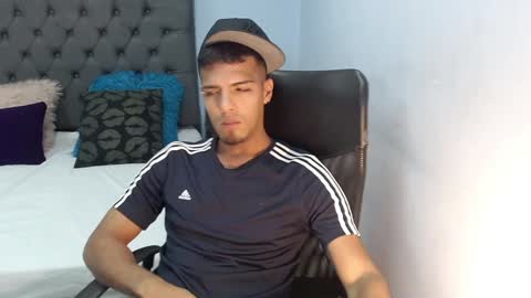 Snapshot of david_bandercock chatting on 12.15.24 david_bandercock online show from 12.15.24