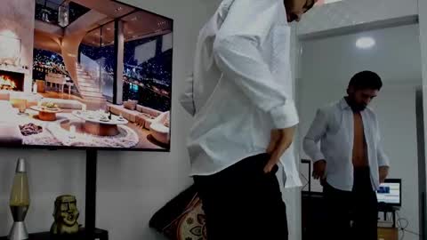 Hey im David that loves to explore and speak their fantasies. Very open talktative and nice. Feel free to chat with me online show from 01.07.25