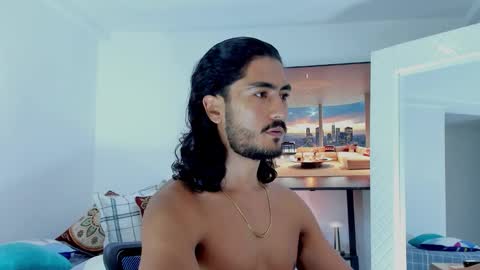 Hey im David that loves to explore and speak their fantasies. Very open talktative and nice. Feel free to chat with me online show from 01.08.26