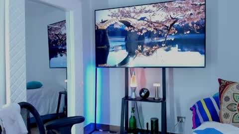 Hey im David that loves to explore and speak their fantasies. Very open talktative and nice. Feel free to chat with me online show from 05.19.26
