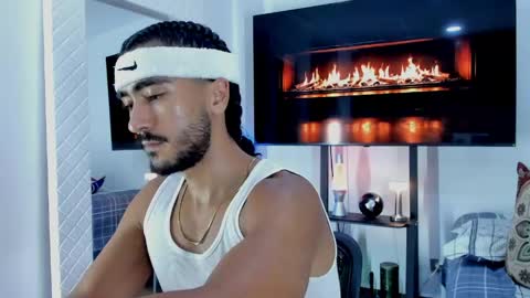 Hey im David that loves to explore and speak their fantasies. Very open talktative and nice. Feel free to chat with me online show from 05.24.26