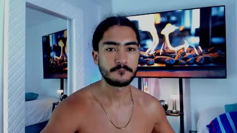 Hey im David that loves to explore and speak their fantasies. Very open talktative and nice. Feel free to chat with me online show from 06.04.26