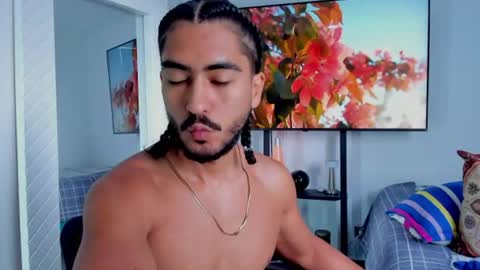 Hey im David that loves to explore and speak their fantasies. Very open talktative and nice. Feel free to chat with me online show from 06.14.26
