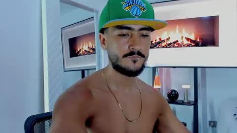 Hey im David that loves to explore and speak their fantasies. Very open talktative and nice. Feel free to chat with me online show from 06.26.26