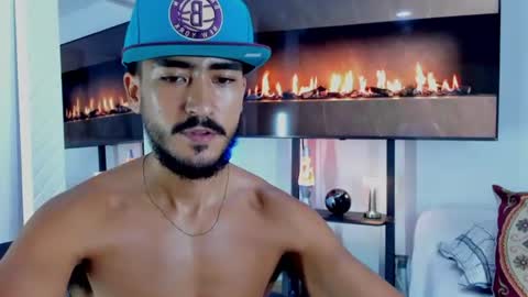 Hey im David that loves to explore and speak their fantasies. Very open talktative and nice. Feel free to chat with me online show from 07.11.26