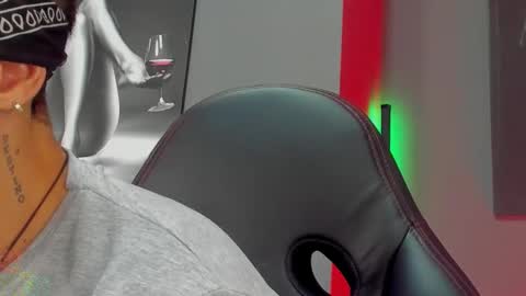 David Jons online show from 11.04.25