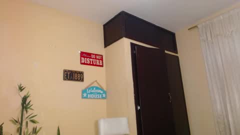 David Neill online show from 01.05.25