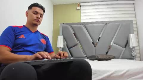 david_victoriaa online show from 06.12.26