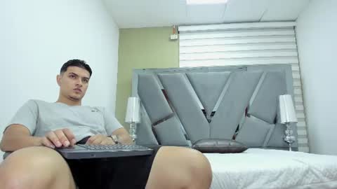david_victoriaa online show from 07.14.26