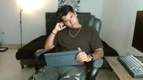 Snapshot of davidbless chatting on 02.23.26 David Bless online show from 02.23.26