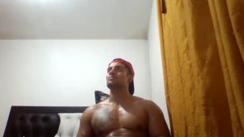 Snapshot of davidcr89 chatting on 02.19.25 davidcr89 online show from 02.19.25