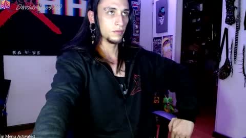 Snapshot of davidroses420 chatting on 03.07.25 online show from 03.07.25