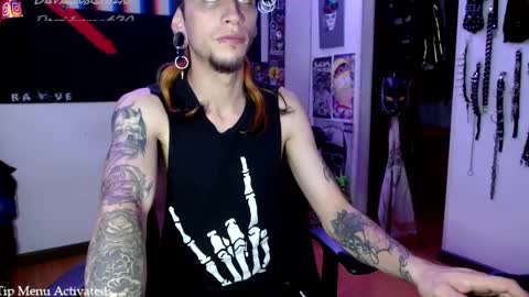 Snapshot of davidroses420 chatting on 03.11.25 online show from 03.11.25