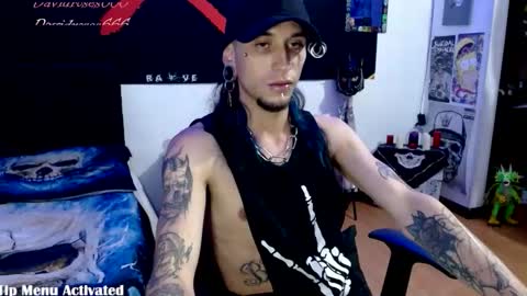 Snapshot of davidroses420 chatting on 10.03.25 online show from 10.03.25