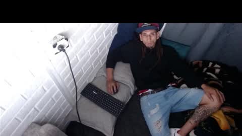 Snapshot of davils12 chatting on 10.22.25 DAVILS online show from 10.22.25