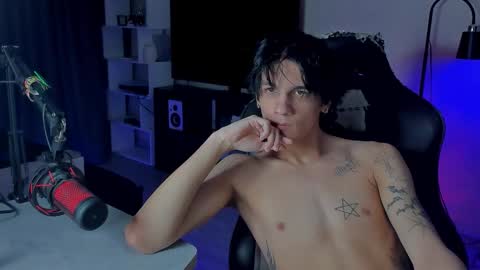 davis online show from 12.04.25