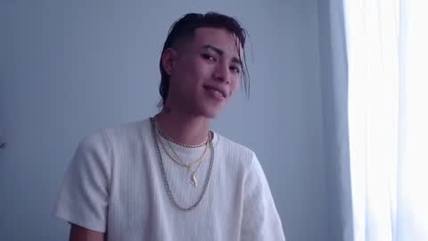 Snapshot of daxonreyy_ chatting on 11.11.25 Daxon online show from 11.11.25